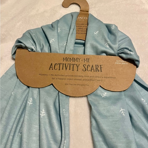 Demdaco Activity Scarf Mommy & Me - Picture 2 of 5